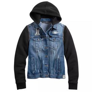 Women's Zip-Off Sleeve Denim Jacket